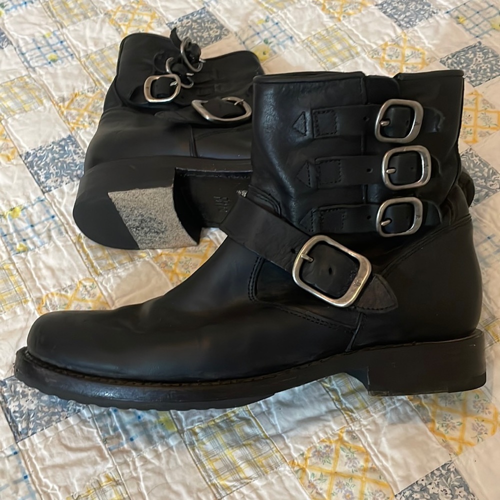 Frye Veronica Belted Bootie. Size 8. Near new, worn only a few times